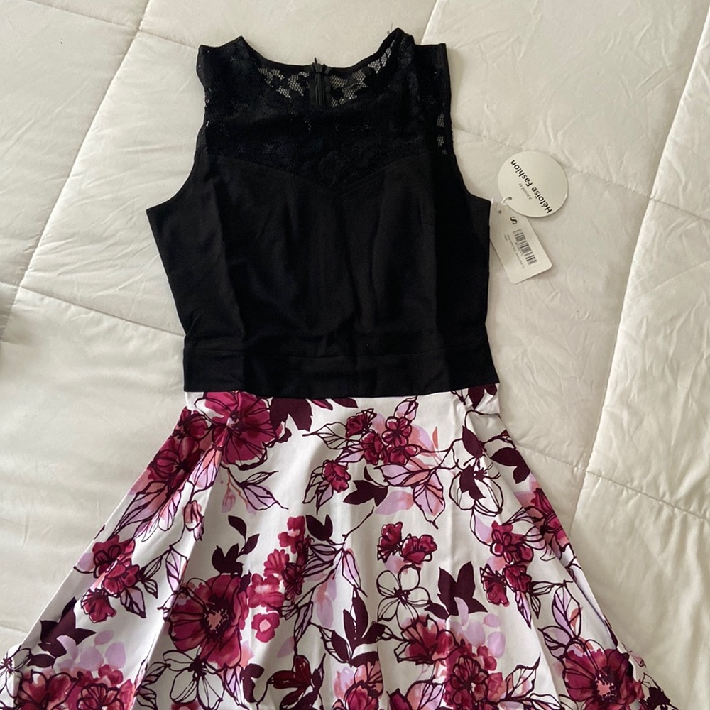 NWT Heloise Fashion Flower Print Dress with Black Lace Top